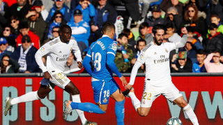 С първа победа от месец "Реал" оглави Ла Лига