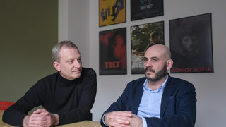 <span class="highlight">Виктор</span> и Борислав Чучкови за "18% сиво" и останалите цветове в българското кино