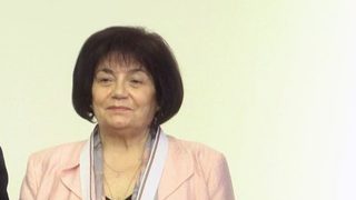Синдикалният лидер Янка Такева лобирала за издателство на учебници