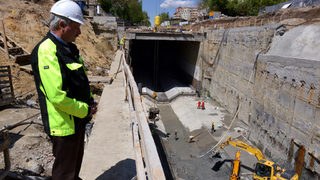Защо строежът на 1 км метро в София излиза по-евтино от Прага, Варшава и Будапеща
