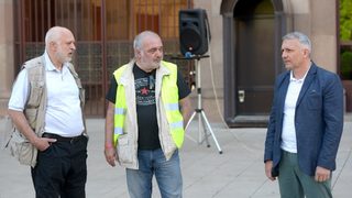 Как в Германия информират за протестите в България