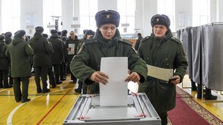 От отровата до "умното гласуване" - пет факта за изборите в Русия днес