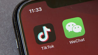 САЩ спират достъпа до китайските приложения TikTok и WeChat от неделя