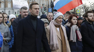 Сметките на Навални са блокирани, апартаментът му е запориран заради дълг към Готвача на Путин