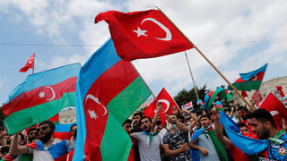 Турция изпраща сирийци в помощ на Азербайджан, твърдят бойци