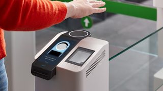 "Амазон" въвежда сканиране на длани за "сигурни" плащания