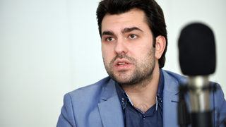 Младежи от ГЕРБ искат оставката на Иво Христов от БСП, нарекъл българското население "инфантилно"