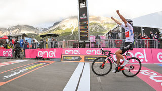 Кралският етап в Джирото донесе обрат и нов лидер в класирането