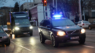 Снимка на деня: Ваксини срещу коронавирус пристигнаха в България