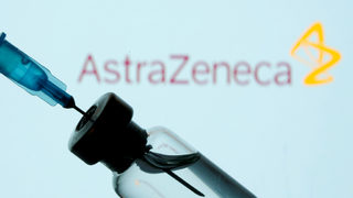 Окончателно: Няма достатъчно данни за ваксината на AstraZeneka при хора над 55 години