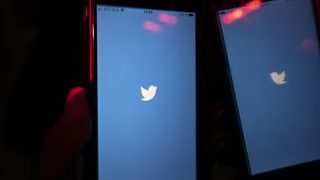 Русия даде на "Туитър" едномесечен ултиматум, преди да я блокира