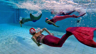 Да плуваш като <span class="highlight">русалка</span> - мечта, която вече всеки може да сбъдне и в България