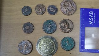 Прокуратурата намерила монети и визитки на фондация "Тракия" в кабинета на Папалезов