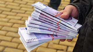 С откраднатите обществени пари продължават да се купуват гласове, магистрати, регулатори