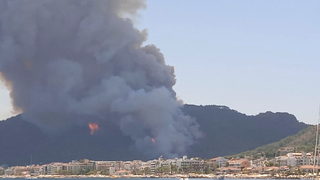 Бодрум, Мармарис и Манавгат са засегнати от <span class="highlight">пожари</span>, има жертви