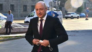Кой е <span class="highlight">Валери</span> Белчев, новият министър на финансите