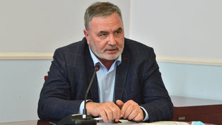 Влизане със сертификат или затягане: Кунчев предложи два сценария за COVID мерки на здравния министър