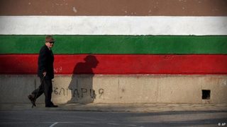 "Озлобление към всичко и всички": що за хора са българите