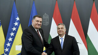 ЕС "спасява" Босна с промяна на закони, Орбан е против санкции и предлага помощ на Додик