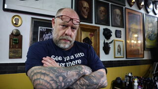 Фотогалерия: Автори на татуировки се разбунтуваха срещу забраните на мастила в ЕС