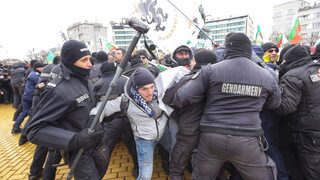 Партиите и институциите да защитят противоепидемичните мерки