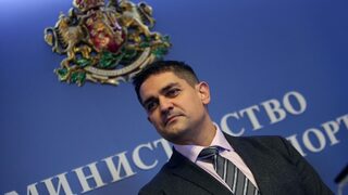 Радостин Василев все пак сменя ръководството <span class="highlight">на</span> тотото в търсене <span class="highlight">на</span> по-голяма печалба