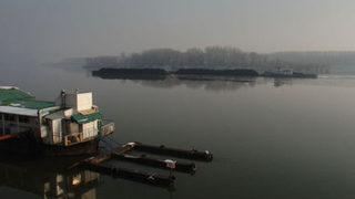 Експерти проверяват сигнал за замърсяване по река Дунав