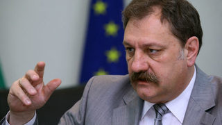 Министър Желев определи ръководството на фонда за "ин витро"