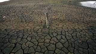 Еколози: Идват бунтове и войни за прясна вода