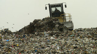 София официално изхвърля боклук в разширението на депото в <span class="highlight">Суходол</span>