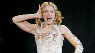 Мадона доминира в британската преса за десетилетието