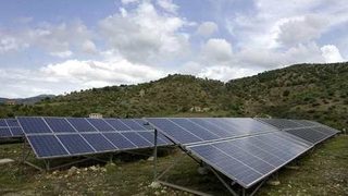 Нова фотоволтаична централа почти удвои слънчевия ток в България