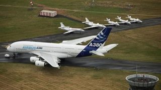 "<span class="highlight">Ербъс</span> А380" ще дебютира днес на Стария континент