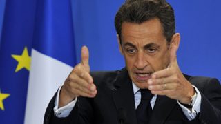 Саркози заплашил да извади Франция от еврозоната