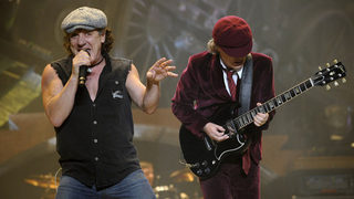 AC/DC готвят нов албум и турне през 2014 г. за 40-годишнината си