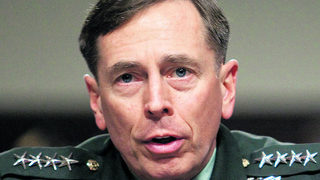 Генерал и министър в спор за оттеглянето на САЩ от Афганистан
