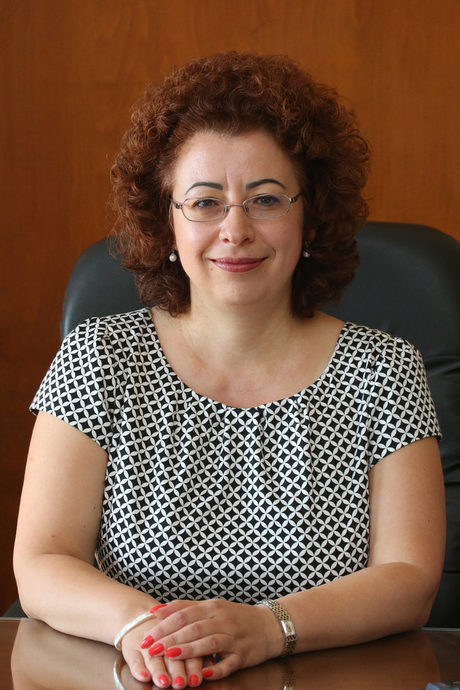 Нина Стоянова