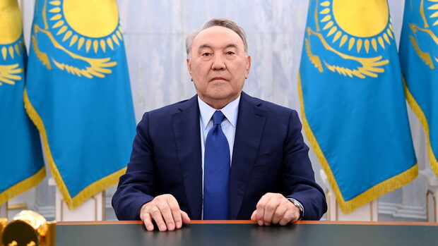 Назарбаев най-после се появи след избухването на кризата в Казахстан
