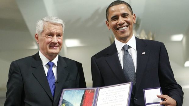 Обама прие Нобеловата награда за мир