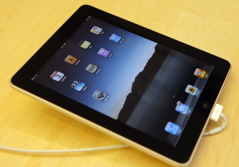 iPad се превърна в най-продаваната джаджа на всички времена