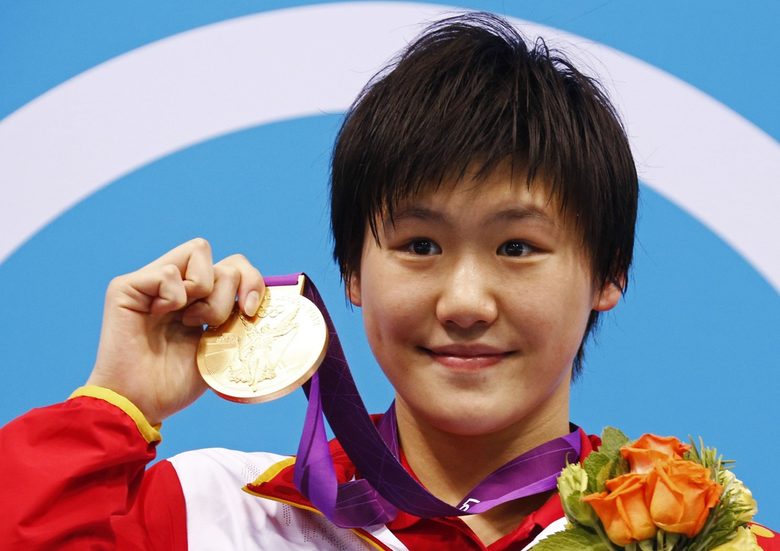 16-годишната китайка вече има два златни медала от игрите в Лондон