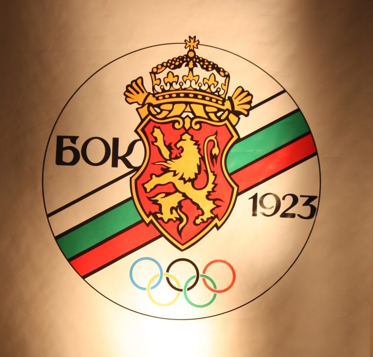 Първото лого на олимпийския комитет от 1923 г.