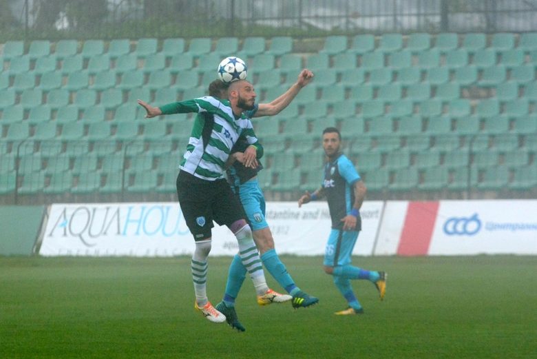 "Черно море" стигна до 2:0 срещу "Витоша"