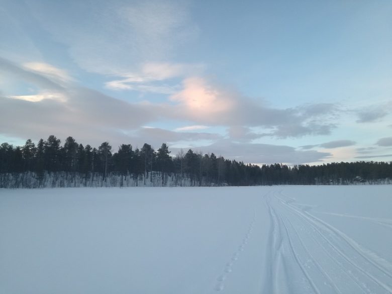 Първите 150 км от 800-километровия маршрут на експедицията са по известната в Швеция "Пътека на кралската шейна"