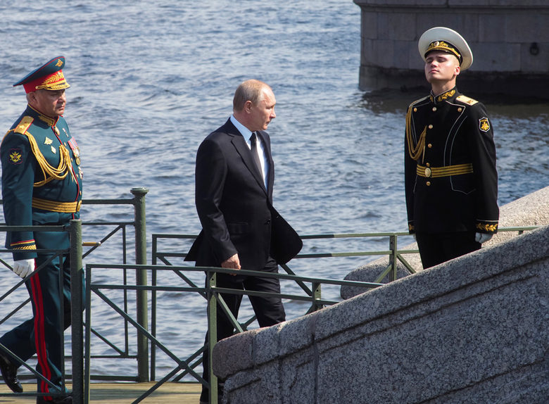 Руският боен флот може да отблъсне нападение от който и да е агресор, увери Путин