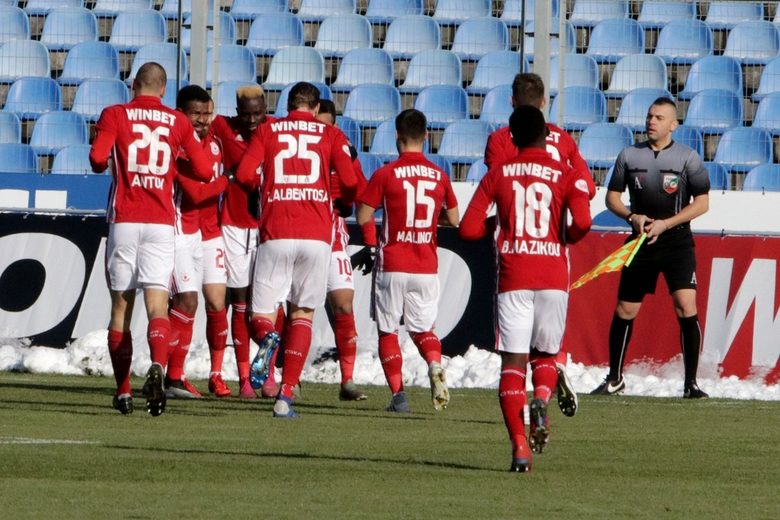 ЦСКА се промъкна в четвъртфиналите за купата след драма в Кърджали