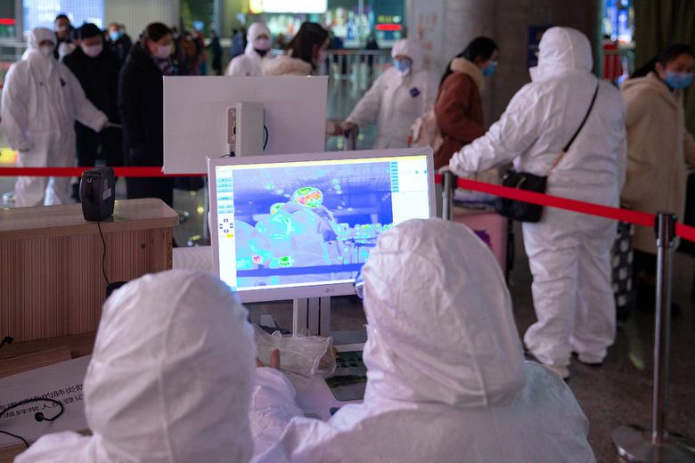 Китай обяви над 100 починали и 4500 болни от вируса, стотици европейци се евакуират