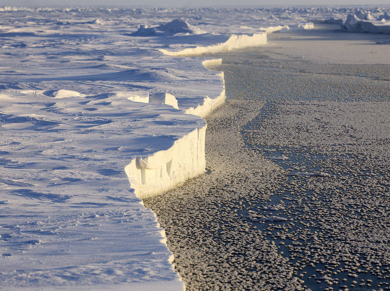 За пръв път Арктика още не е започнала да замръзва, алармираха учени