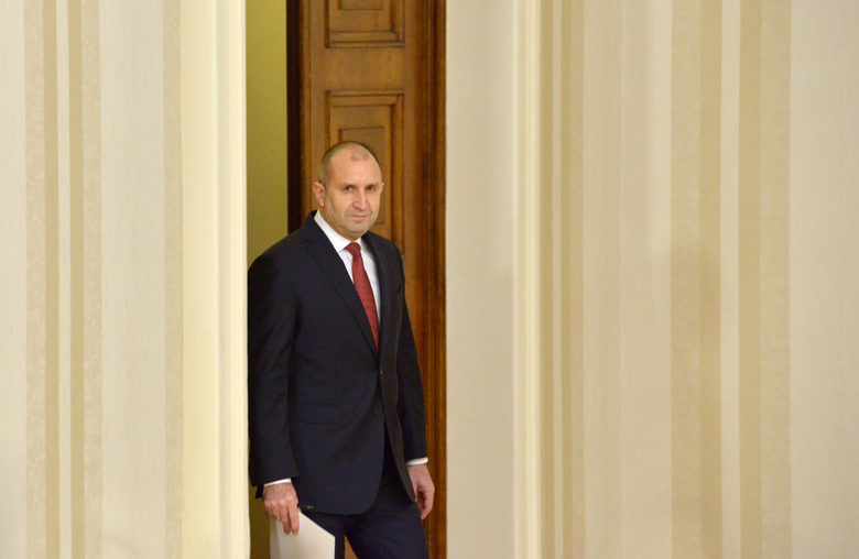 След изборите: за 13 ч. парламентът промени някои правила за изборите (хронология)