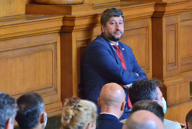 Политическото напрежение: БСП не получи подкрепа от "Демократична България" за кабинет (хронология)